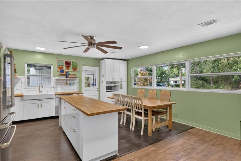Villa ou maison à vendre à Gainesville, Floride: 2 chambres, 117.99 m2 № 2201918 - photo 5