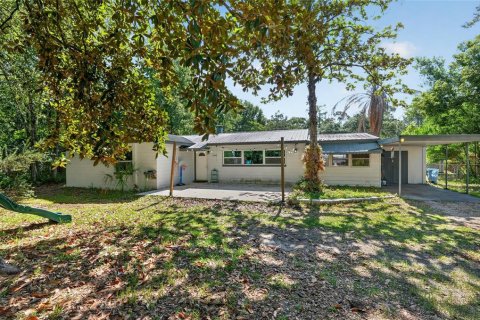 House in Gainesville, Florida 2 bedrooms, 117.99 sq.m. № 2201918