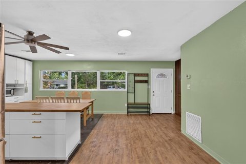Villa ou maison à vendre à Gainesville, Floride: 2 chambres, 117.99 m2 № 2201918 - photo 9