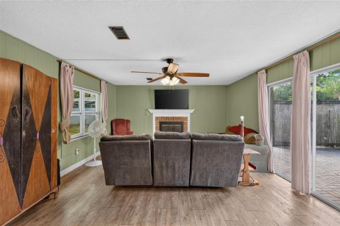 Villa ou maison à vendre à Gainesville, Floride: 2 chambres, 117.99 m2 № 2201918 - photo 11