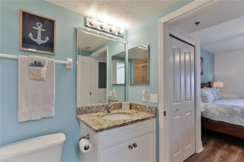 Condo in New Smyrna Beach, Florida, 3 bedrooms  № 1751170 - photo 24