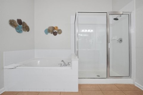 Copropriété à vendre à Orlando, Floride: 3 chambres, 194.82 m2 № 2371162 - photo 8