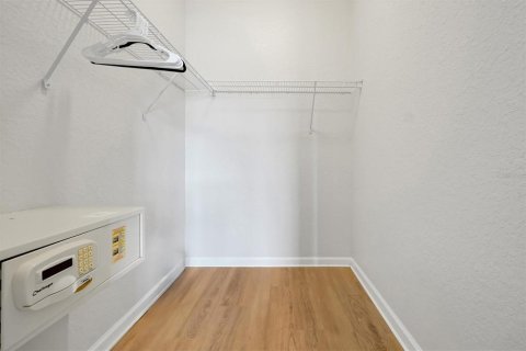 Copropriété à vendre à Orlando, Floride: 3 chambres, 194.82 m2 № 2371162 - photo 9