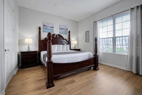 Copropriété à vendre à Orlando, Floride: 3 chambres, 194.82 m2 № 2371162 - photo 4