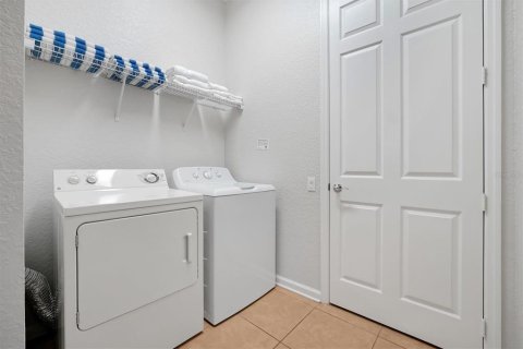 Copropriété à vendre à Orlando, Floride: 3 chambres, 194.82 m2 № 2371162 - photo 16