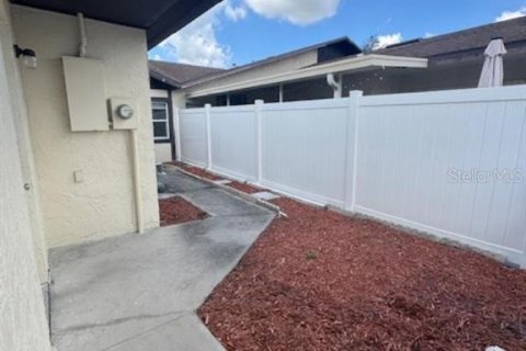Casa en alquiler en Orlando, Florida, 2 dormitorios, 92.07 m2 № 1906111 - foto 2