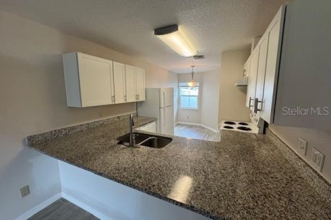 Casa en alquiler en Orlando, Florida, 2 dormitorios, 92.07 m2 № 1906111 - foto 6