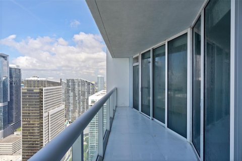Condo in Miami, Florida, 1 bedroom № 2188904 - photo 6