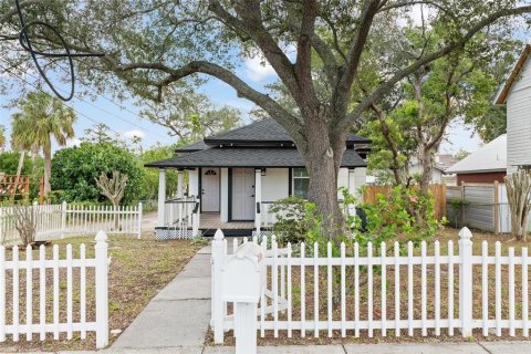 House in Tarpon Springs, Florida 2 bedrooms, 80.36 sq.m. № 2291772 - photo 27