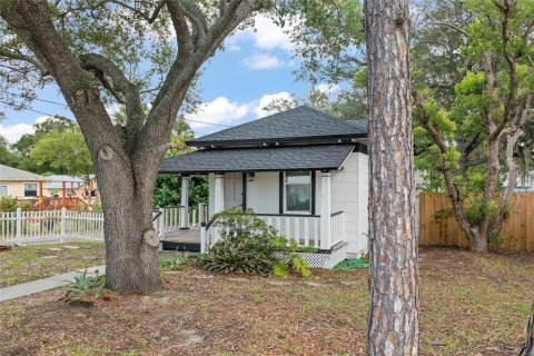 House in Tarpon Springs, Florida 2 bedrooms, 80.36 sq.m. № 2291772 - photo 28