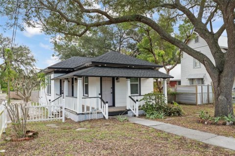 House in Tarpon Springs, Florida 2 bedrooms, 80.36 sq.m. № 2291772