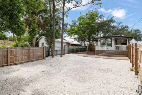 House in Tarpon Springs, Florida 2 bedrooms, 80.36 sq.m. № 2291772 - photo 23