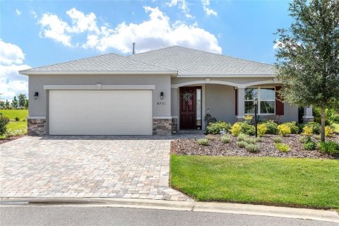 House in Ocala, Florida 3 bedrooms, 196.77 sq.m. № 1850034 - photo 1