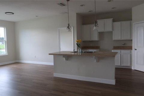 Villa ou maison à vendre à Auburndale, Floride: 3 chambres, 145.58 m2 № 2399476 - photo 9