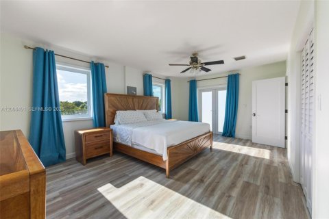 Casa en venta en Homestead, Florida, 3 dormitorios, 414.9 m2 № 2070828 - foto 12