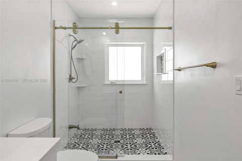 Casa en venta en Homestead, Florida, 3 dormitorios, 414.9 m2 № 2070828 - foto 19