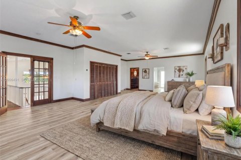 Casa en venta en Homestead, Florida, 3 dormitorios, 414.9 m2 № 2070828 - foto 22