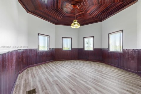 Casa en venta en Homestead, Florida, 3 dormitorios, 414.9 m2 № 2070828 - foto 21