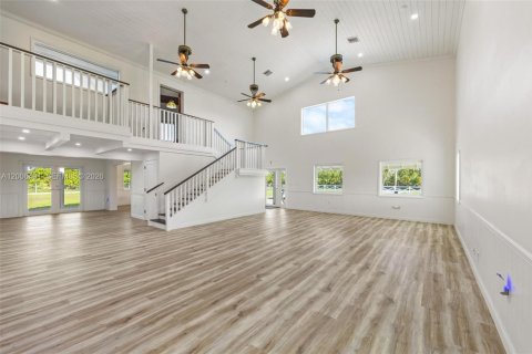 Casa en venta en Homestead, Florida, 3 dormitorios, 414.9 m2 № 2070828 - foto 7