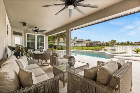 Casa en venta en Orlando, Florida, 7 dormitorios, 328.69 m2 № 1795206 - foto 3