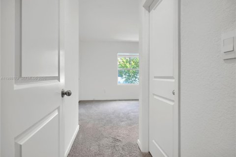 Adosado en alquiler en Florida City, Florida, 3 dormitorios, 127.83 m2 № 2050575 - foto 11