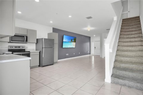 Adosado en alquiler en Florida City, Florida, 3 dormitorios, 127.83 m2 № 2050575 - foto 10