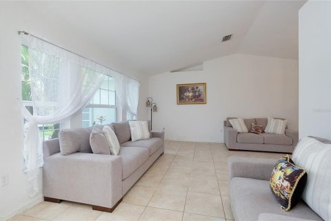 Villa ou maison à vendre à Port Charlotte, Floride: 3 chambres, 182.09 m2 № 2157384 - photo 7