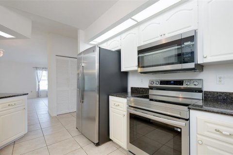 Villa ou maison à vendre à Port Charlotte, Floride: 3 chambres, 182.09 m2 № 2157384 - photo 28