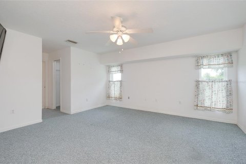Villa ou maison à vendre à Port Charlotte, Floride: 3 chambres, 182.09 m2 № 2157384 - photo 15
