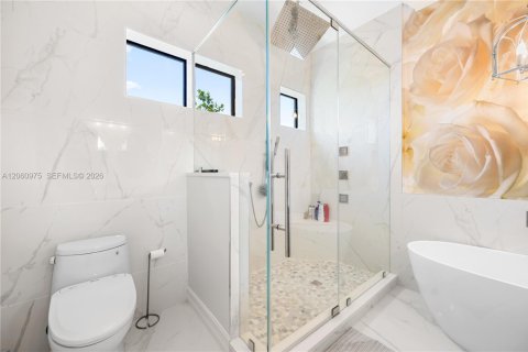 Townhouse in Pompano Beach, Florida 3 bedrooms, 286.32 sq.m. № 2249929 - photo 20