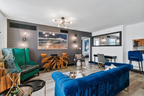 Copropriété à vendre à Miami, Floride: 2 chambres, 103.77 m2 № 1840851 - photo 12