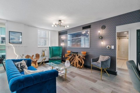 Copropriété à vendre à Miami, Floride: 2 chambres, 103.77 m2 № 1840851 - photo 13