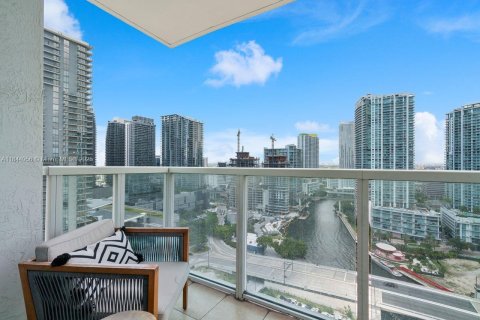 Copropriété à vendre à Miami, Floride: 2 chambres, 103.77 m2 № 1840851 - photo 25