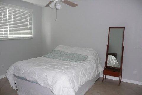Condo in Bradenton, Florida, 2 bedrooms  № 1532598 - photo 28