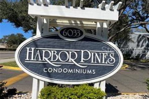 Condo in Bradenton, Florida, 2 bedrooms  № 1532598 - photo 1