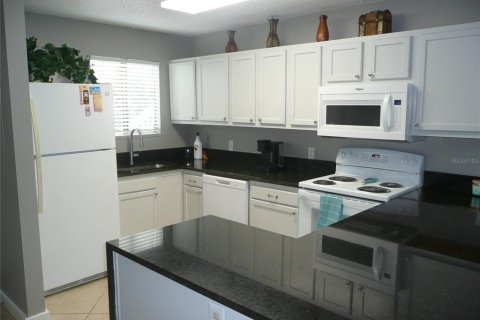 Condo in Bradenton, Florida, 2 bedrooms  № 1532598 - photo 6