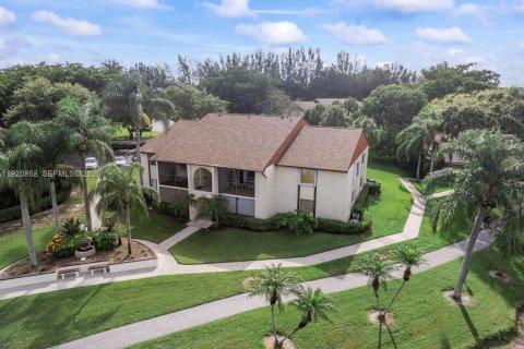 Condo à West Palm Beach, Floride, 1 chambre  № 1976408