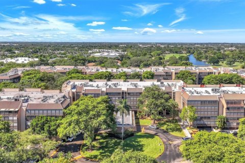 Купить кондоминиум в Холливуд, Флорида 2 спальни, 171.4м2, № 1965734 - фото 4