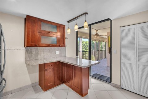 Купить кондоминиум в Холливуд, Флорида 2 спальни, 171.4м2, № 1965734 - фото 26