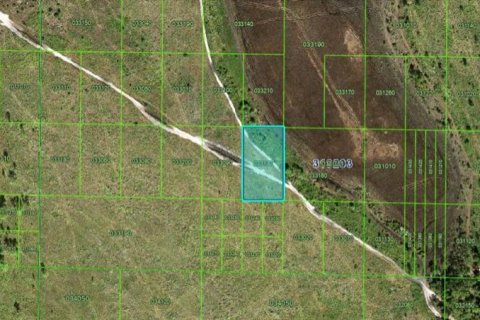 Terreno en Frostproof, Florida № 2160599
