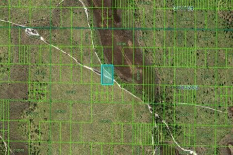Terreno en venta en Frostproof, Florida № 2160599 - foto 3
