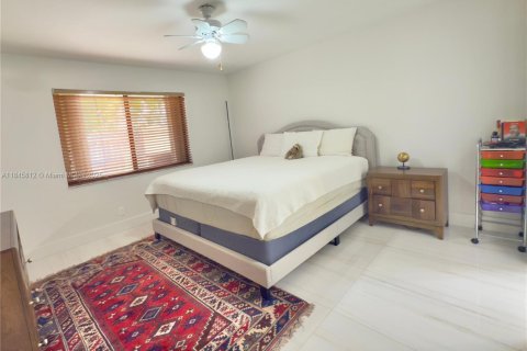 Villa ou maison à vendre à Oakland Park, Floride: 2 chambres, 91.32 m2 № 1844185 - photo 19