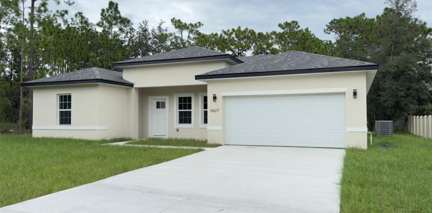 Villa ou maison à Citrus Springs, Floride 4 chambres, 154.22 m2 № 1903650
