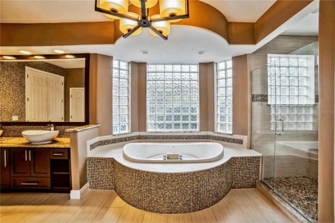 House in Orlando, Florida 4 bedrooms, 310.76 sq.m. № 1524220 - photo 23