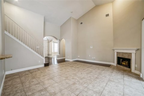House in Orlando, Florida 4 bedrooms, 310.76 sq.m. № 1524220 - photo 9