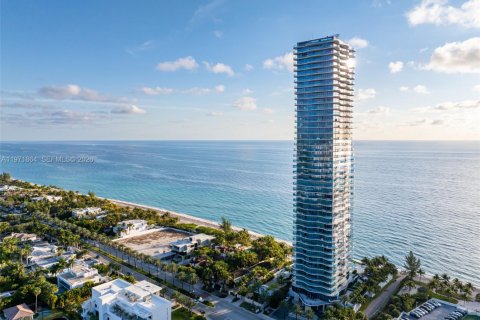 Condominio en venta en Sunny Isles Beach, Florida, 4 dormitorios, 463.77 m2 № 2032900 - foto 4