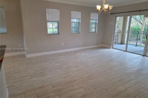 Condo in Miramar, Florida, 2 bedrooms  № 2069141 - photo 10