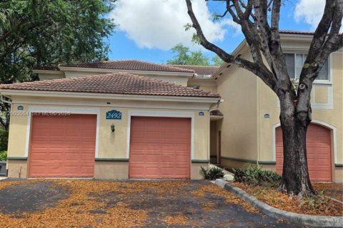 Condo in Miramar, Florida, 2 bedrooms  № 2069141 - photo 3