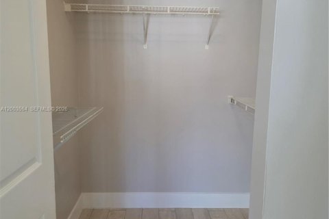 Condo in Miramar, Florida, 2 bedrooms  № 2069141 - photo 19