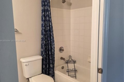 Condo in Miramar, Florida, 2 bedrooms  № 2069141 - photo 17